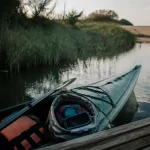 Passion nature kayak : kayak près d’une berge, lecture de l’eau et oiseaux, sécurité.