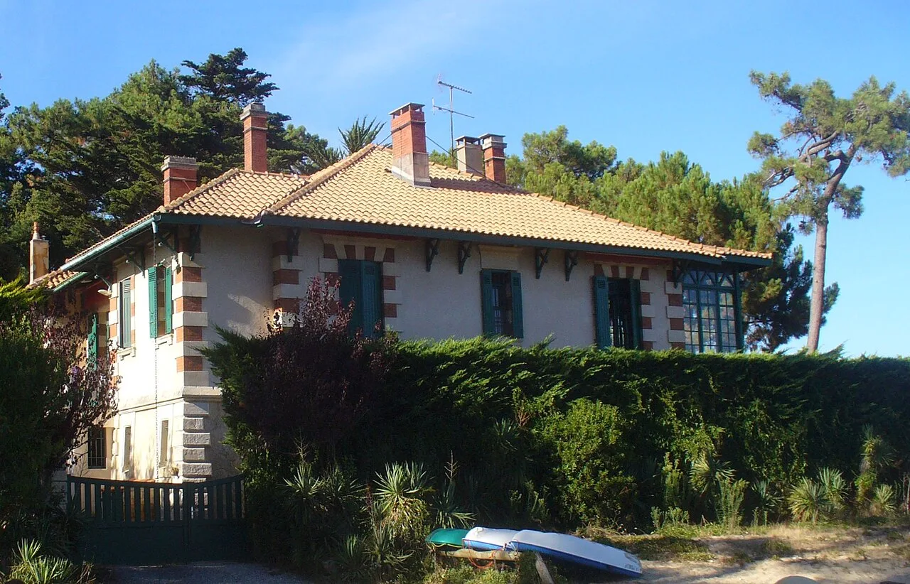Villa Madeleine au bord de la plage des Américains