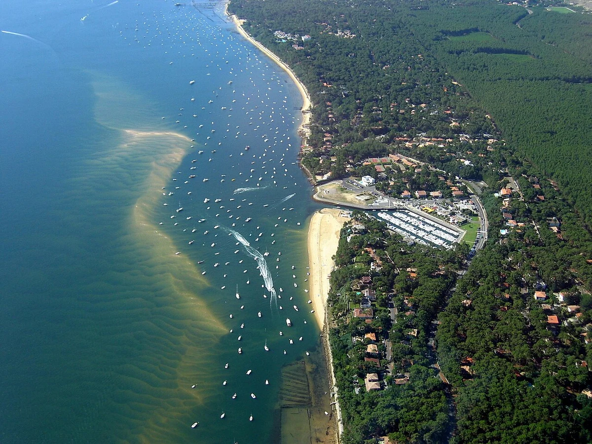Le port de La Vigne sur la presqu’île du Cap Ferret.